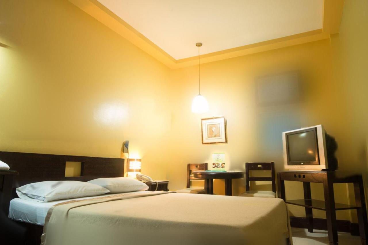 Vista Hotel Recto Маніла Екстер'єр фото